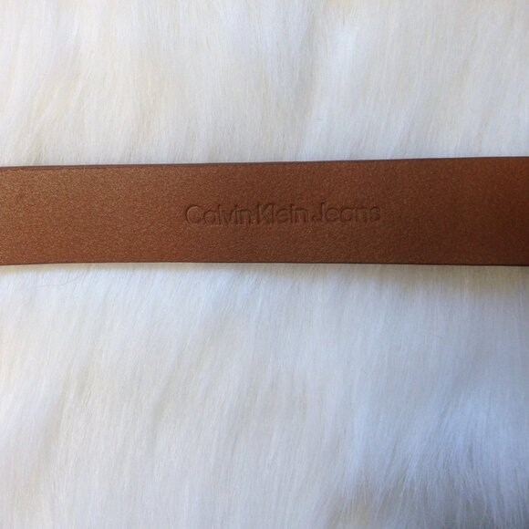 Calvin Klein Micro Plaque Buckle Leather Belt Tan Small NWT - Picture 4 of 8